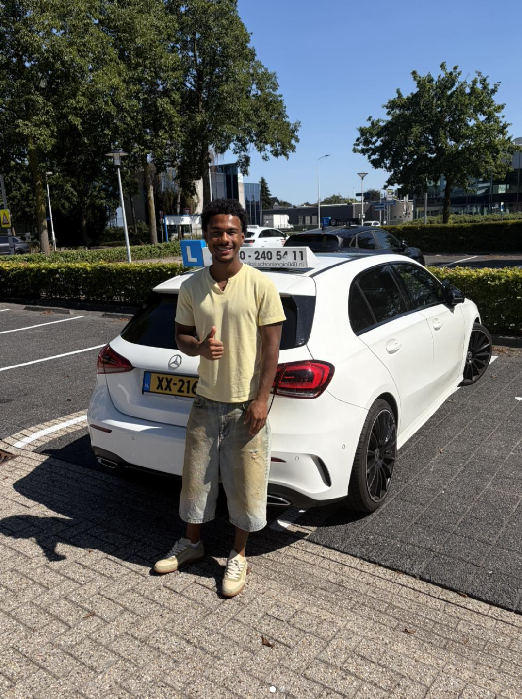 Geslaagd uit Eindhoven e.o. geslaagd bij Autorijschool Regio 040